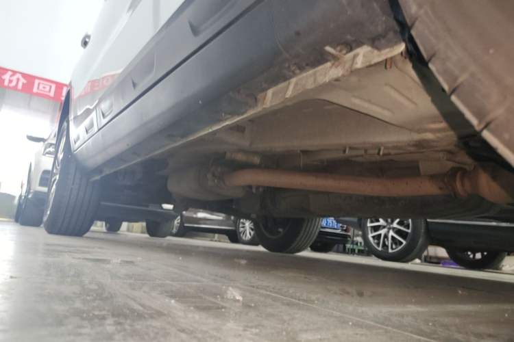 Used Geely Auto Emgrand X7 Sport 2020 1.8TD DCT Two-Wheel Drive Smart Connect 4G-Enabled Version Right Side Sill