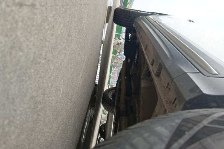 Used Geely Auto Emgrand X7 Sport 2020 1.8TD DCT Smart Connect PRO Right Side Sill