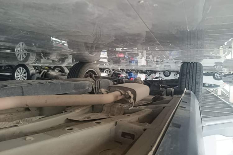 Used Geely Auto Emgrand X7 Sport 2020 1.8TD DCT Two-Wheel Drive Smart Connect 4G-Enabled Version Right Side Sill