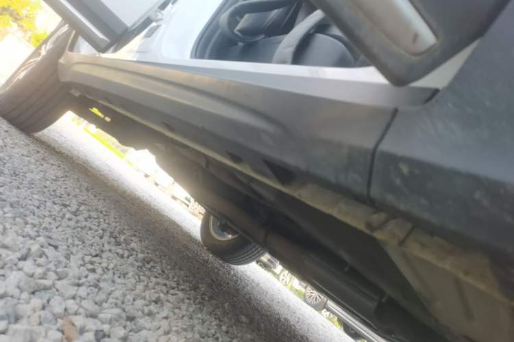 Used Geely Auto Emgrand X7 Sport 2020 1.8TD DCT Smart Connect PRO Right Side Sill