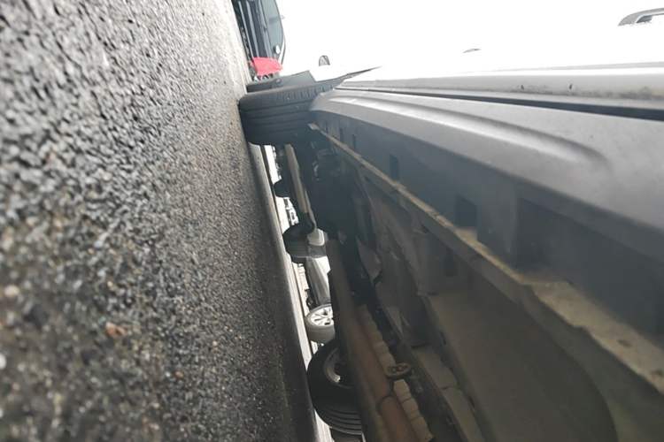 Used Geely Auto Emgrand X7 Sport 2020 1.8TD DCT Smart PRO Right Side Sill