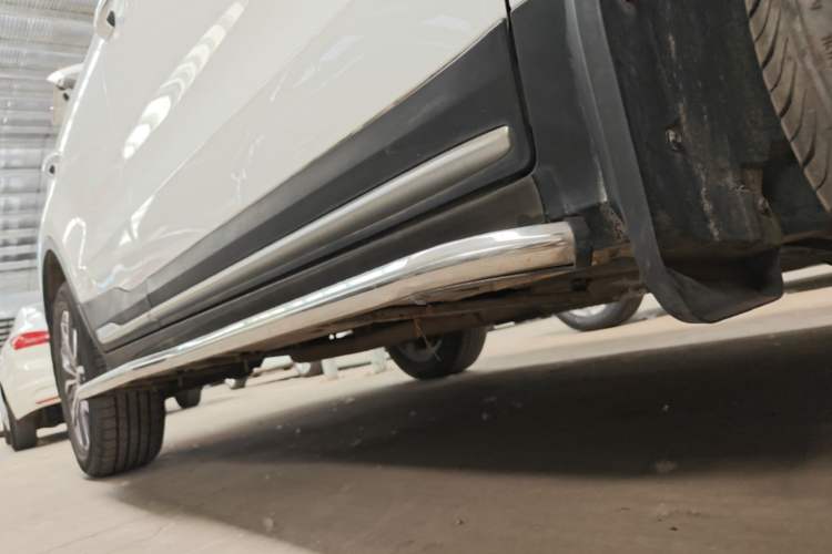 Used Geely Auto Emgrand X7 Sport 2020 1.8TD DCT Smart Connect PRO Right Side Sill