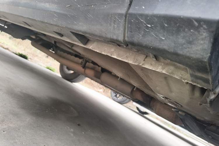 Used Geely Auto Emgrand X7 Sport 2020 1.5TD Automatic Smart Connect PRO Right Side Sill