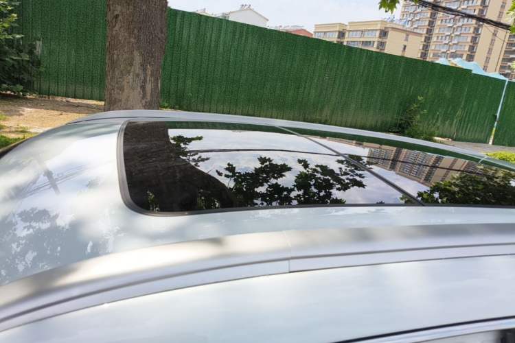 Used Geely Auto Emgrand X7 Sport 2020 1.8TD DCT Two-Wheel Drive Smart Connect 4G-Enabled Version Roof