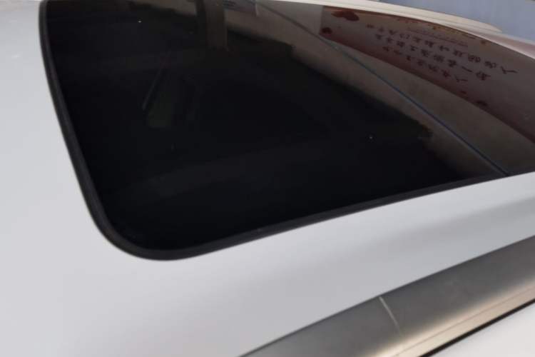 Used Geely Auto Emgrand X7 Sport 2020 1.8TD DCT Two-Wheel Drive Smart Connect 4G-Enabled Version Roof