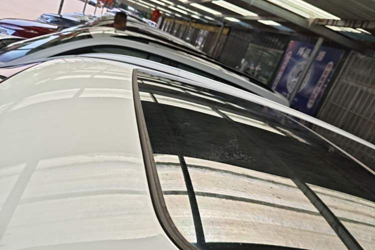 Used Geely Auto Emgrand X7 Sport 2020 1.8TD DCT Two-Wheel Drive Smart Connect 4G-Enabled Version Roof