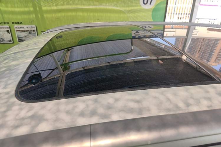 Used Geely Auto Emgrand X7 Sport 2020 1.8TD DCT Two-Wheel Drive Smart Connect 4G-Enabled Version Roof