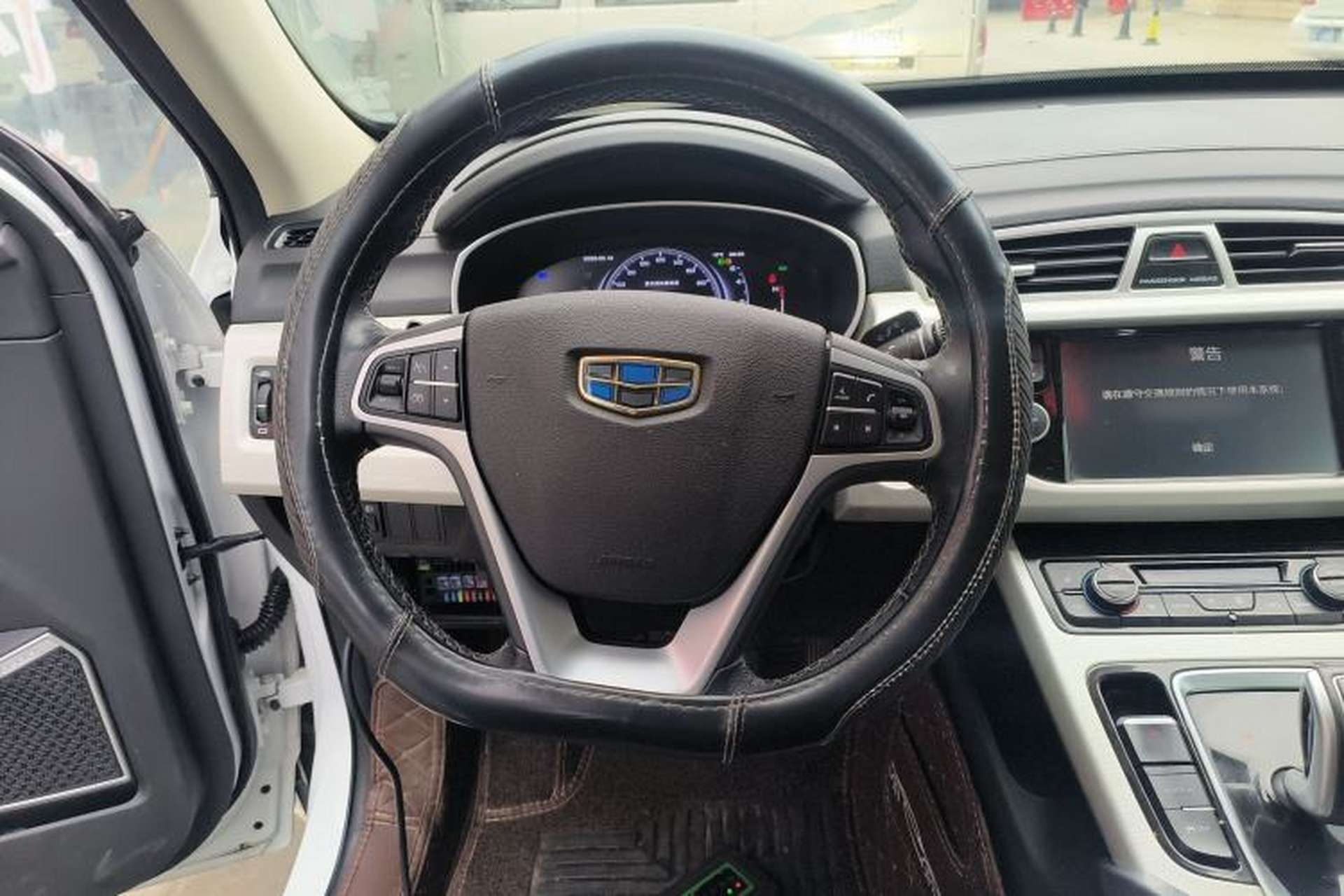 Used Geely Auto Emgrand X7 Sport 2020 1.8TD DCT Two-Wheel Drive Smart Connect 4G-Enabled Version Steering Wheel