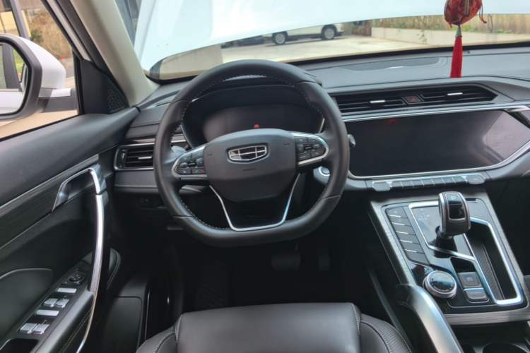 Used Geely Auto Emgrand X7 Sport 2020 1.5TD Automatic Smart Connect PRO Steering Wheel