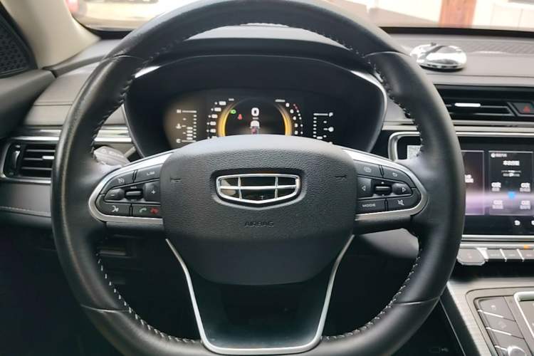 Used Geely Auto Emgrand X7 Sport 2020 1.5TD Automatic Smart Connect PRO Steering Wheel