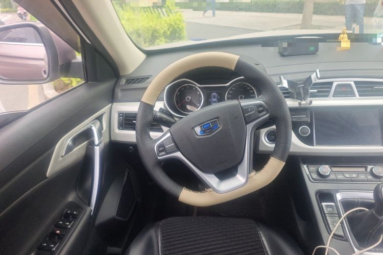 Used Geely Auto Emgrand X7 Sport 2020 1.8TD Manual Two-Wheel Drive Elite Version Steering Wheel