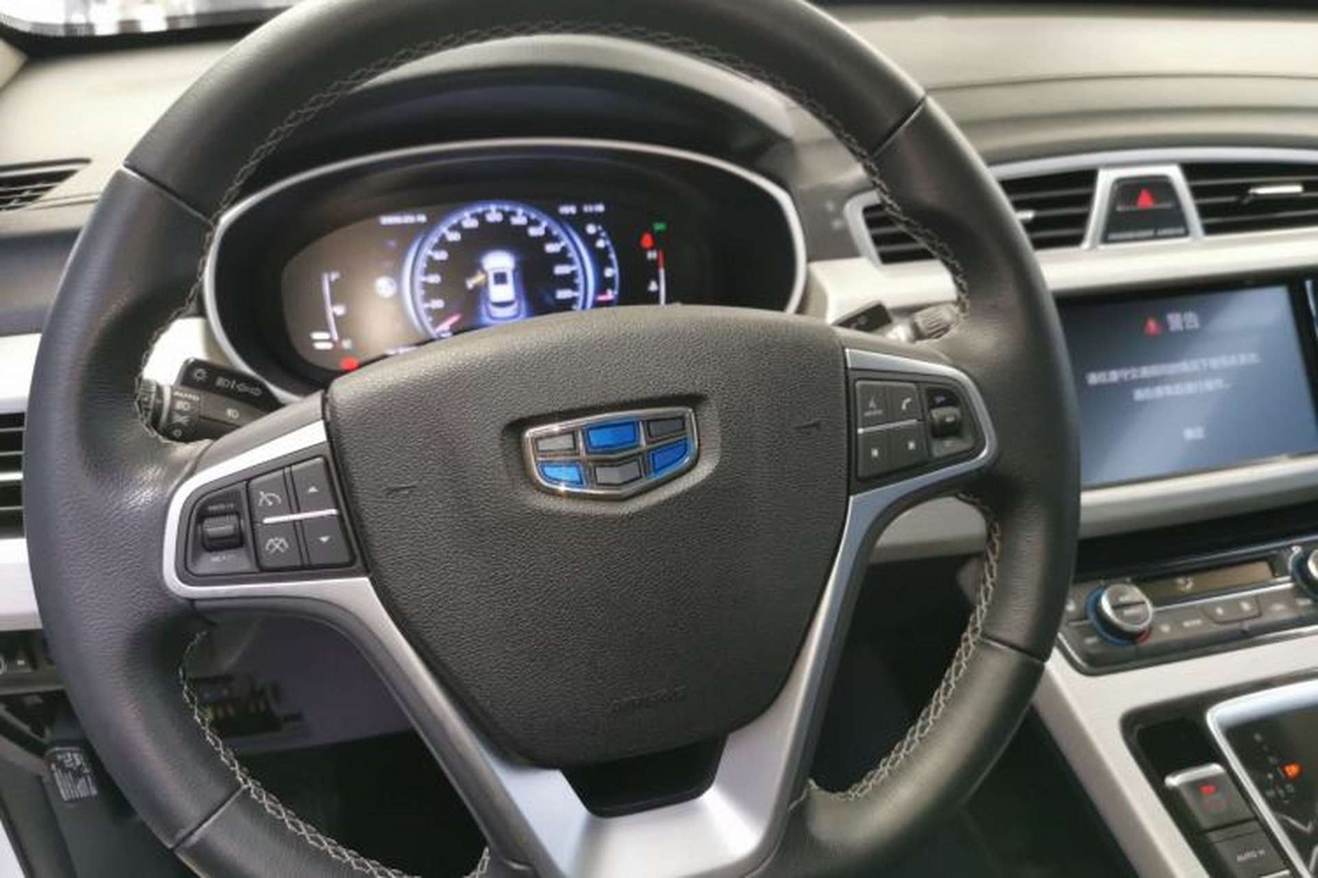 Used Geely Auto Emgrand X7 Sport 2020 1.8TD DCT Two-Wheel Drive Smart Connect 4G-Enabled Version Steering Wheel