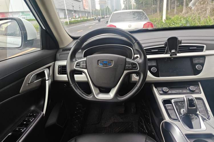 Used Geely Auto Emgrand X7 Sport 2020 1.8TD DCT Two-Wheel Drive Smart Connect 4G-Enabled Version Steering Wheel