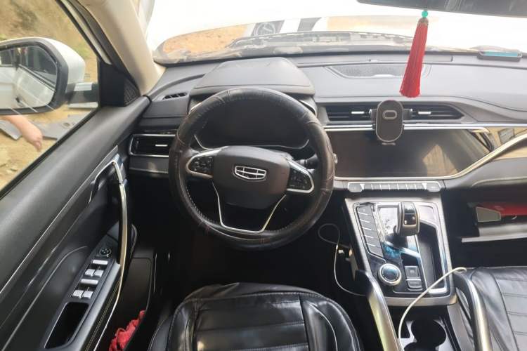 Used Geely Auto Emgrand X7 Sport 2020 1.5TD Automatic Smart Connect PRO Steering Wheel