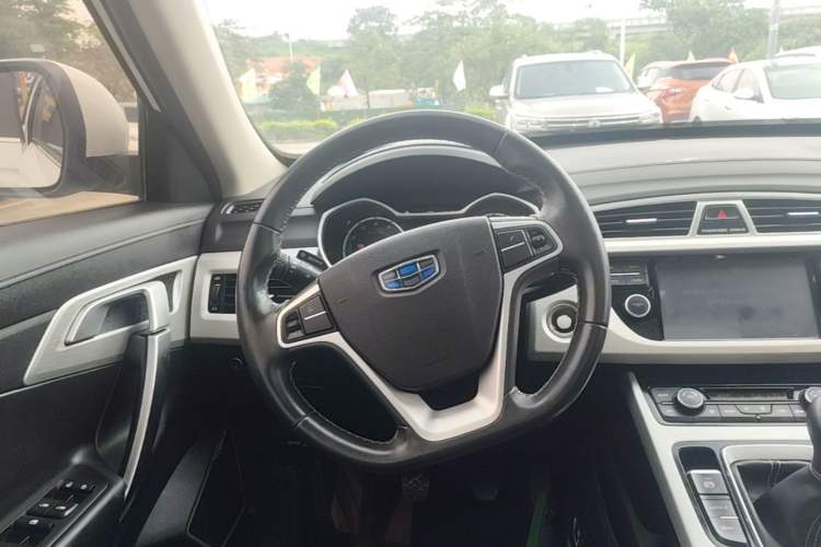 Used Geely Auto Emgrand X7 Sport 2020 1.8TD Manual Two-Wheel Drive Zhiya Model Steering Wheel