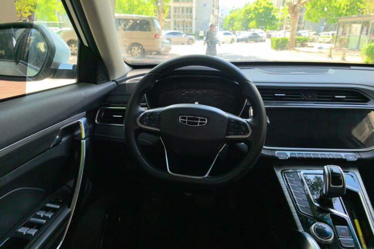 Used Geely Auto Emgrand X7 Sport 2020 1.5TD Automatic Smart Connect PRO Steering Wheel