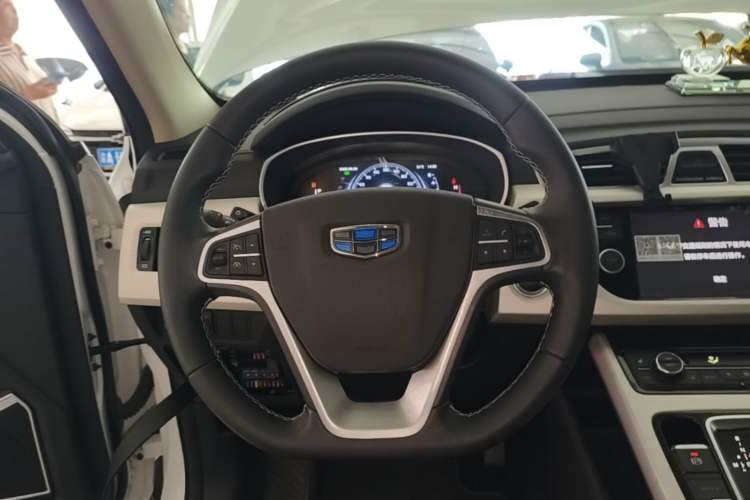 Used Geely Auto Emgrand X7 Sport 2020 1.8TD DCT Two-Wheel Drive Smart Connect 4G-Enabled Version Steering Wheel