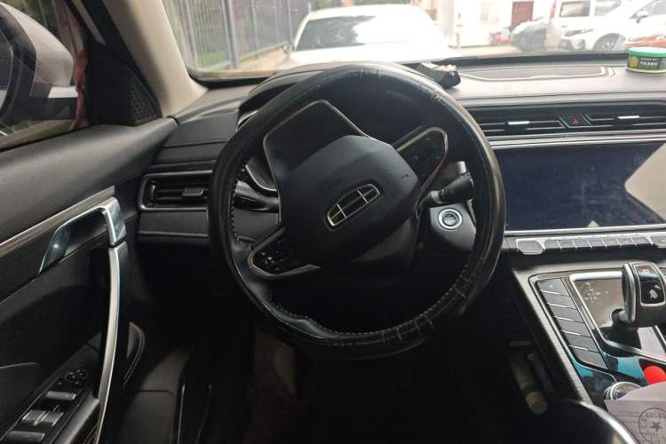 Used Geely Auto Emgrand X7 Sport 2020 1.5TD Automatic Smart Connect PRO Steering Wheel
