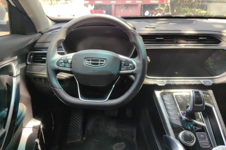 Used Geely Auto Emgrand X7 Sport 2020 1.5TD Automatic Smart Connect PRO Steering Wheel