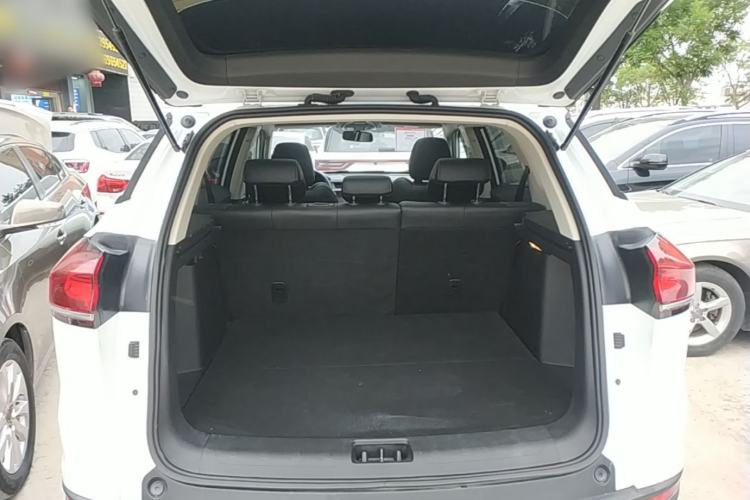 Used Geely Auto Emgrand X7 Sport 2020 1.8TD DCT Smart Connect PRO Trunk