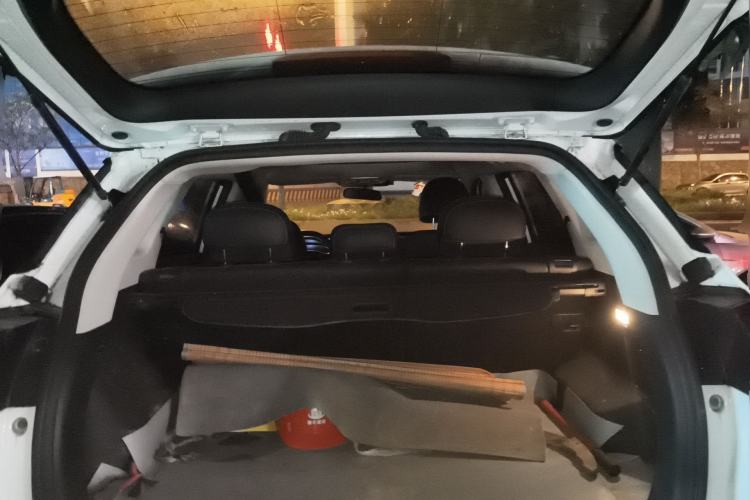 Used Geely Auto Emgrand X7 Sport 2020 1.8TD DCT Two-Wheel Drive Smart Connect 4G-Enabled Version Trunk
