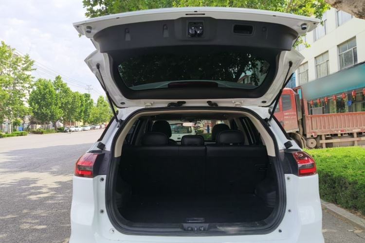 Used Geely Auto Emgrand X7 Sport 2020 1.8TD DCT Two-Wheel Drive Smart Connect 4G-Enabled Version Trunk