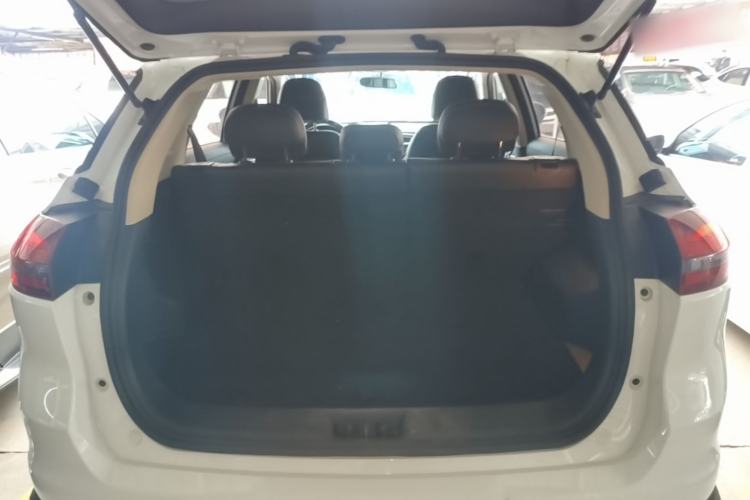Used Geely Auto Emgrand X7 Sport 2020 1.8TD DCT Two-Wheel Drive Zhiya Model Trunk