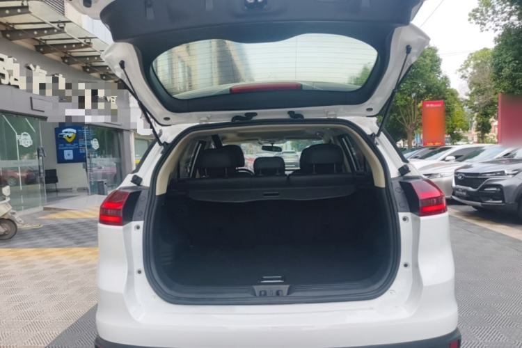 Used Geely Auto Emgrand X7 Sport 2020 1.8TD DCT Two-Wheel Drive Smart Connect 4G-Enabled Version Trunk