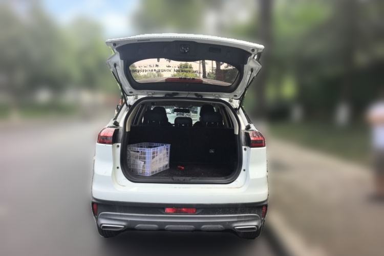 Used Geely Auto Emgrand X7 Sport 2020 1.8TD DCT Two-Wheel Drive Zhiya Model Trunk