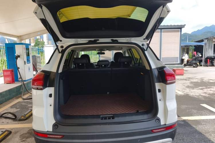 Used Geely Auto Emgrand X7 Sport 2020 1.8TD DCT Smart Connect PRO Trunk