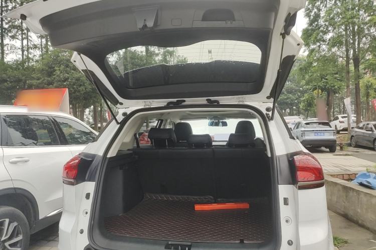 Used Geely Auto Emgrand X7 Sport 2020 1.8TD DCT Smart Connect PRO Trunk