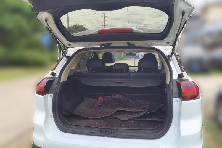 Used Geely Auto Emgrand X7 Sport 2020 1.8TD DCT Two-Wheel Drive Smart Connect 4G-Enabled Version Trunk