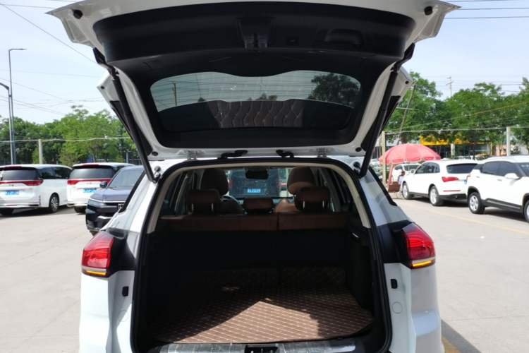 Used Geely Auto Emgrand X7 Sport 2020 1.8TD DCT Zhi Ling PRO Trunk
