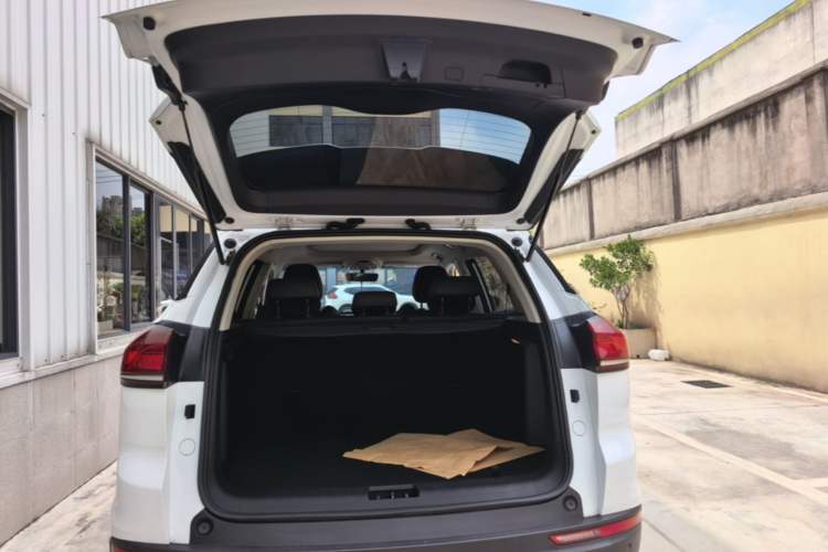 Used Geely Auto Emgrand X7 Sport 2020 1.5TD Automatic Smart Connect PRO Trunk