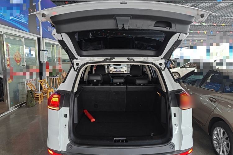 Used Geely Auto Emgrand X7 Sport 2020 1.8TD DCT Smart Connect PRO Trunk