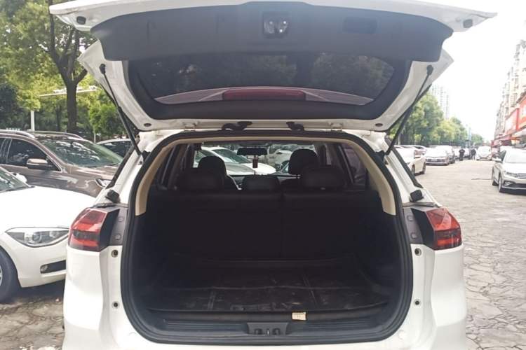 Used Geely Auto Emgrand X7 Sport 2020 1.8TD DCT Two-Wheel Drive Zhiya Model Trunk