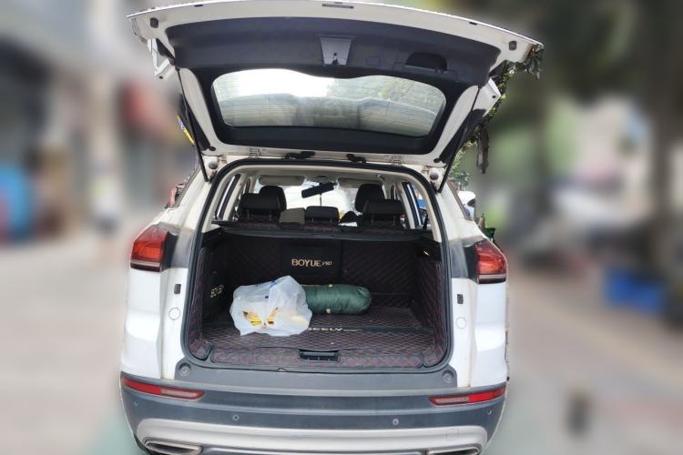Used Geely Auto Emgrand X7 Sport 2020 1.5TD Automatic Smart Connect PRO Trunk