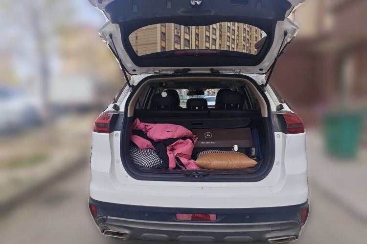 Used Geely Auto Emgrand X7 Sport 2020 1.8TD DCT Two-Wheel Drive Smart Connect 4G-Enabled Version Trunk