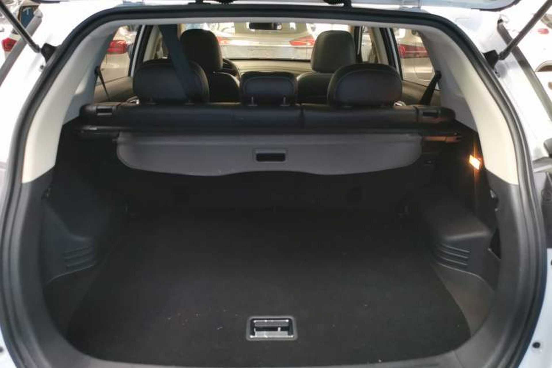 Used Geely Auto Emgrand X7 Sport 2020 1.8TD DCT Two-Wheel Drive Smart Connect 4G-Enabled Version Trunk