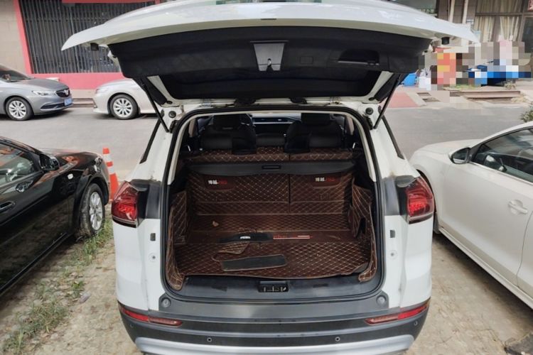 Used Geely Auto Emgrand X7 Sport 2020 1.8TD DCT Smart PRO Trunk