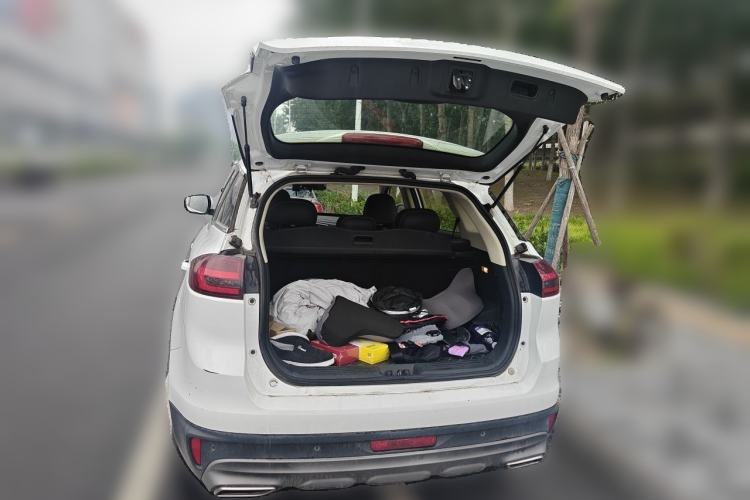 Used Geely Auto Emgrand X7 Sport 2020 1.8TD DCT Two-Wheel Drive Smart Connect 4G-Enabled Version Trunk