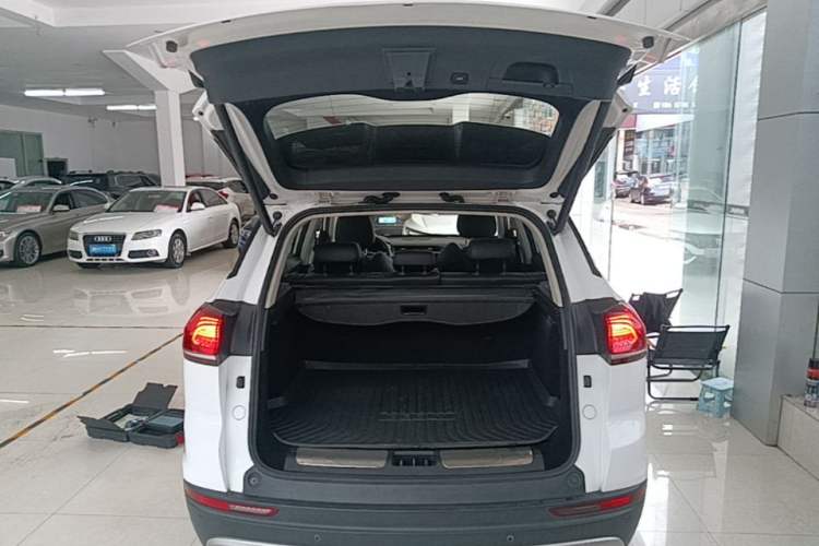 Used Geely Auto Emgrand X7 Sport 2020 1.8TD DCT ZhiZun PRO Trunk