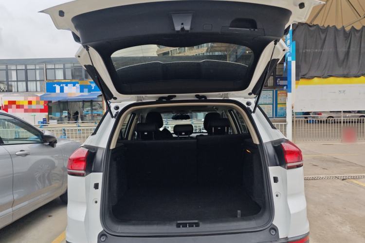 Used Geely Auto Emgrand X7 Sport 2020 1.8TD DCT Smart Connect PRO Trunk