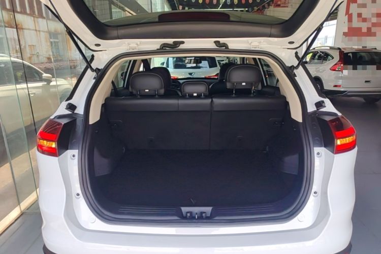 Used Geely Auto Emgrand X7 Sport 2020 1.8TD DCT Two-Wheel Drive Smart Connect 4G-Enabled Version Trunk