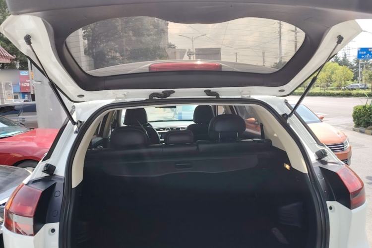 Used Geely Auto Emgrand X7 Sport 2020 1.8TD DCT Two-Wheel Drive Zhiya Model Trunk