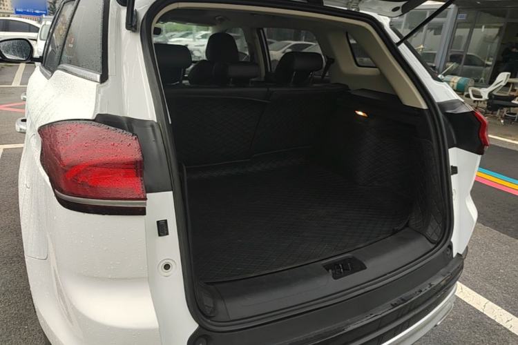 Used Geely Auto Emgrand X7 Sport 2020 1.8TD DCT Smart PRO Trunk