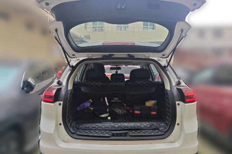 Used Geely Auto Emgrand X7 Sport 2020 1.8TD DCT Two-Wheel Drive Smart Connect 4G-Enabled Version Trunk