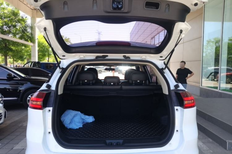 Used Geely Auto Emgrand X7 Sport 2020 1.8TD DCT Two-Wheel Drive Smart Connect 4G-Enabled Version Trunk