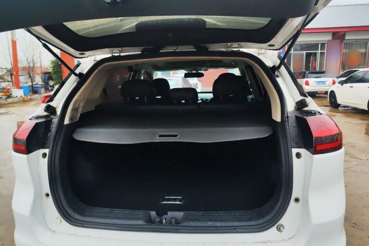 Used Geely Auto Emgrand X7 Sport 2020 1.8TD DCT Two-Wheel Drive Smart Connect 4G-Enabled Version Trunk