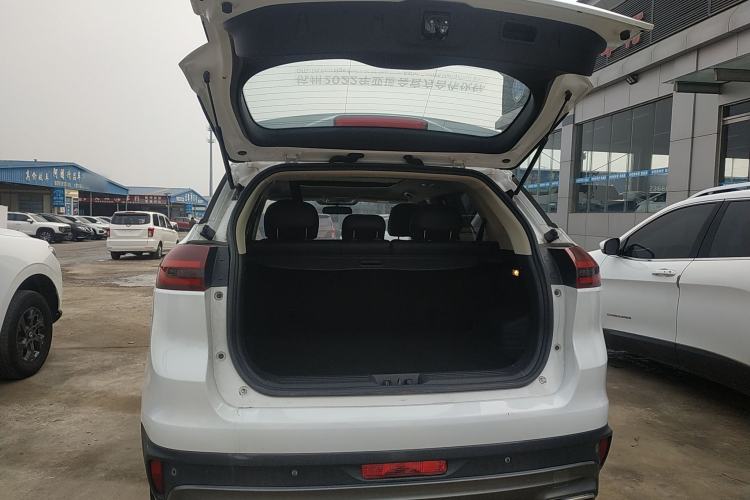 Used Geely Auto Emgrand X7 Sport 2020 1.8TD DCT Two-Wheel Drive Smart Connect 4G-Enabled Version Trunk